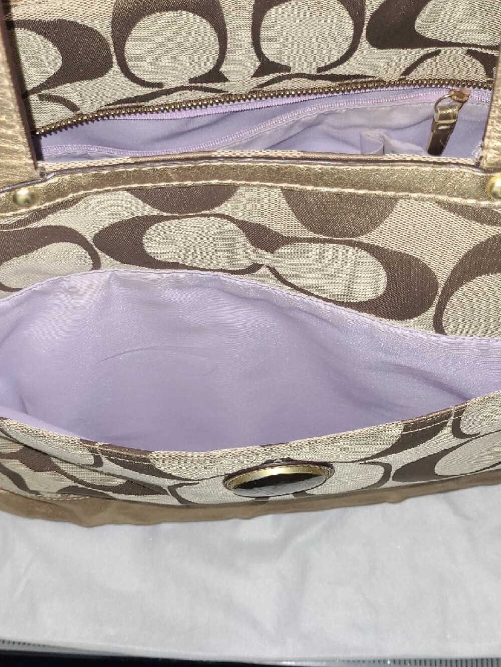 Coach Khaki Signature Tote with Gold Trim - Picture 5 of 16
